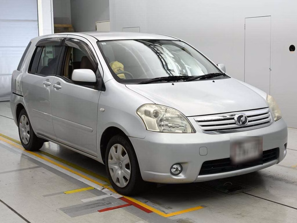 TOYOTA RAUM