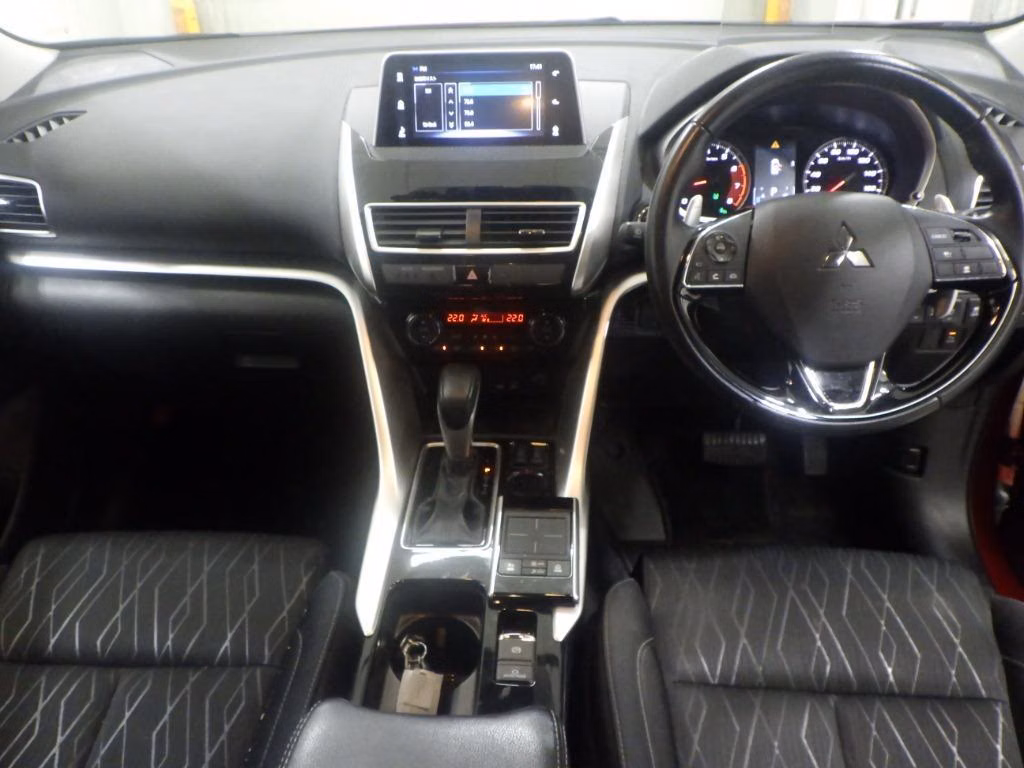 MITSUBISHI ECLIPSE CROSS