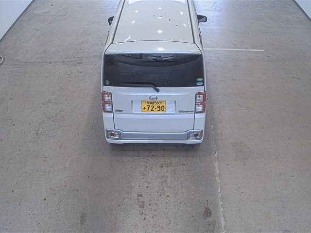 DAIHATSU WAKE