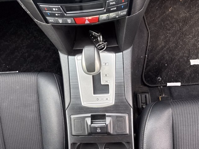 SUBARU LEGACY B4