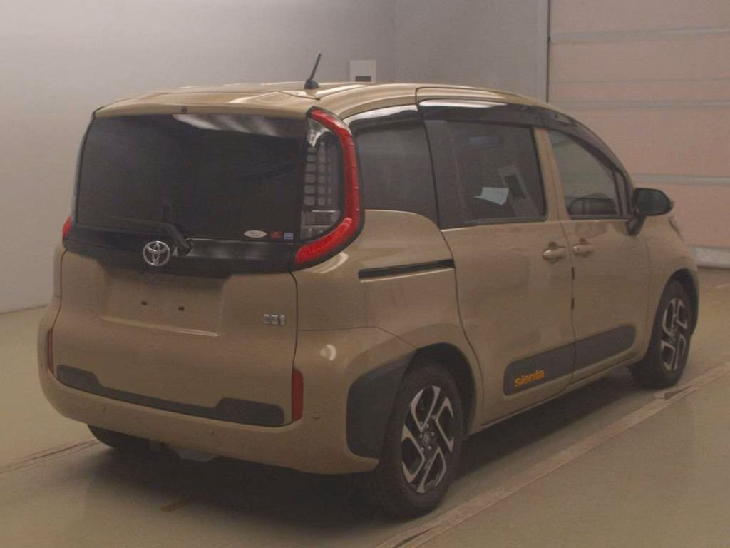 TOYOTA SIENTA