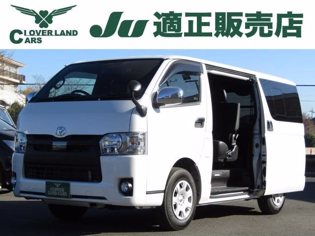 TOYOTA REGIUS ACE
