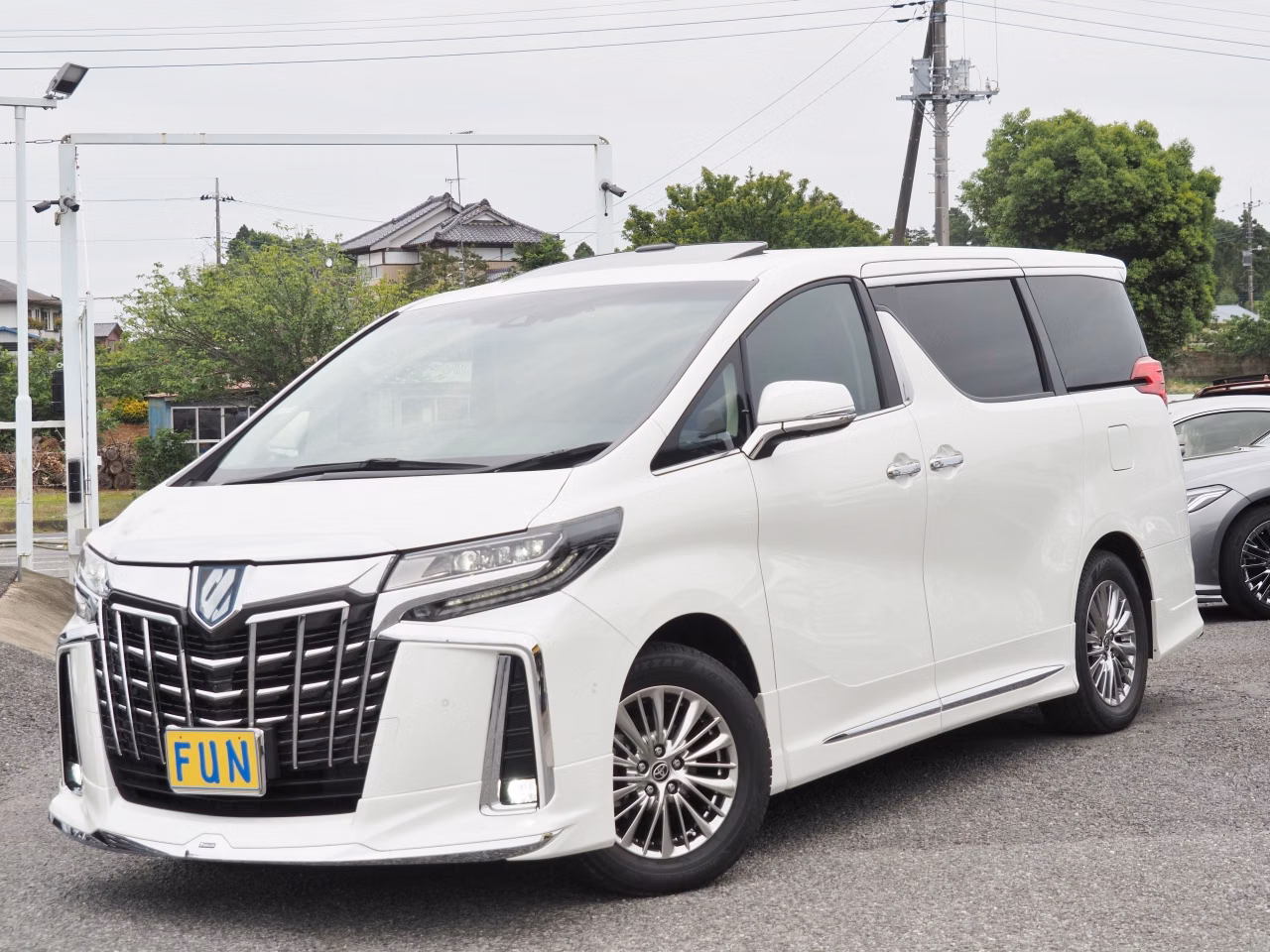 TOYOTA ALPHARD