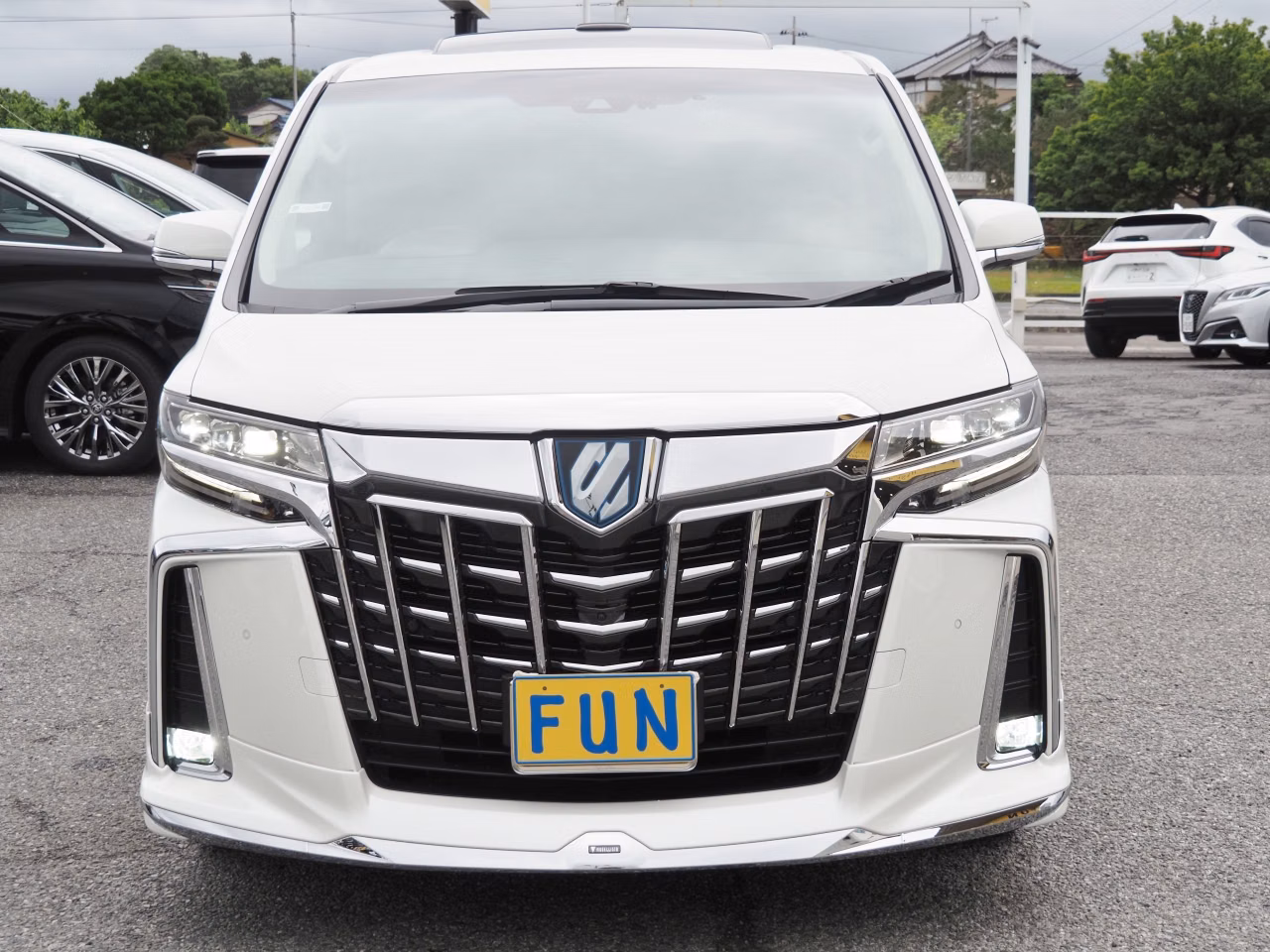 TOYOTA ALPHARD