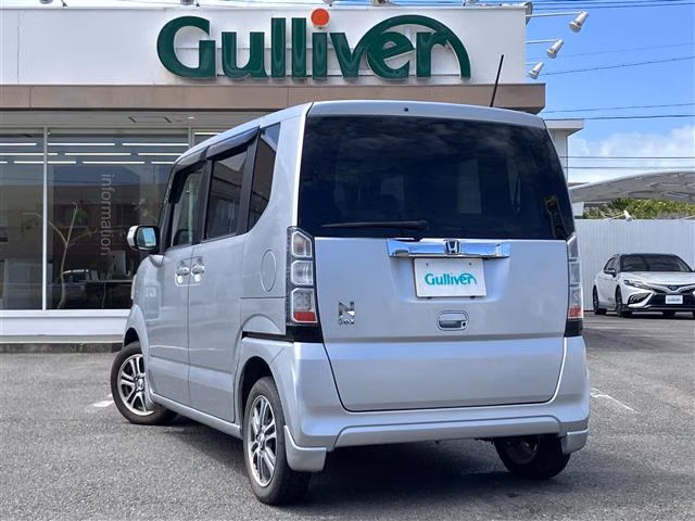 HONDA N-BOX