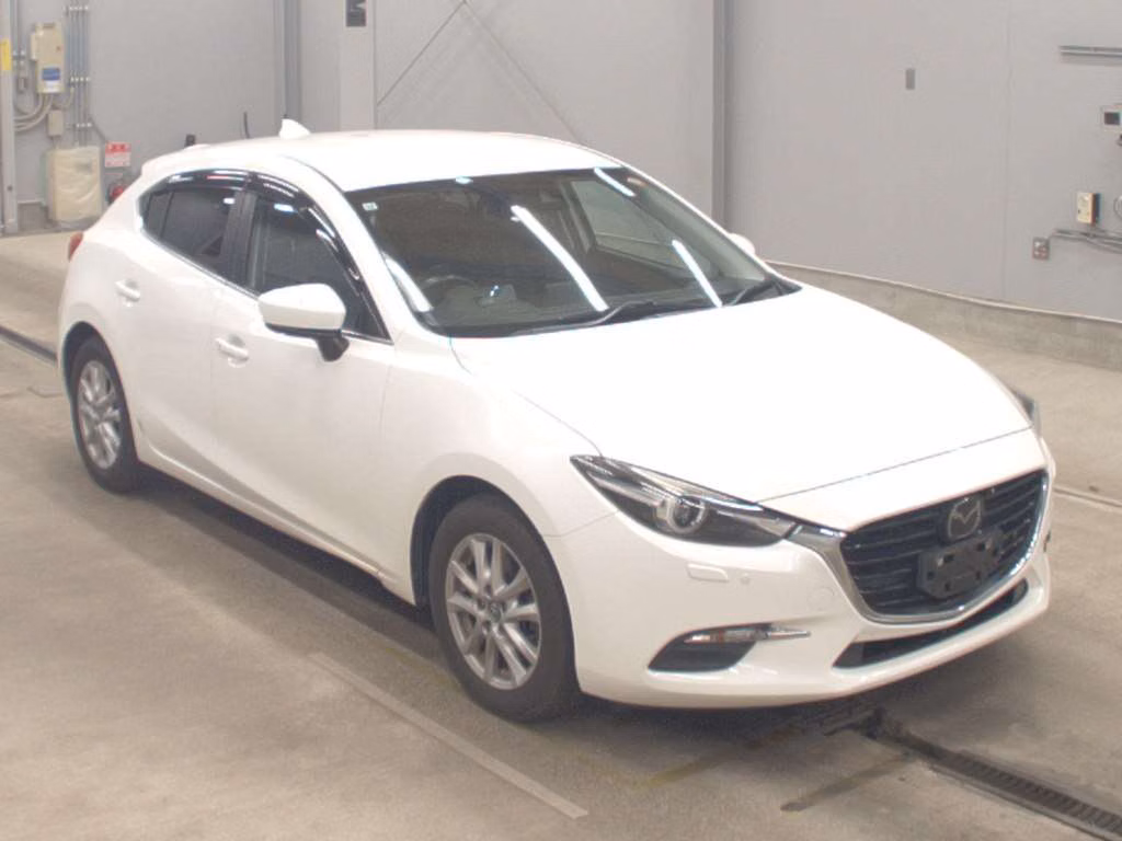 MAZDA AXELA