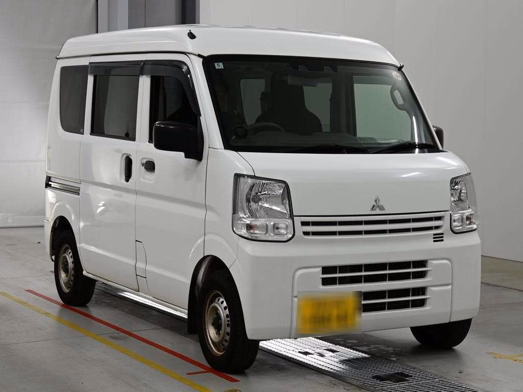MITSUBISHI MINICAB