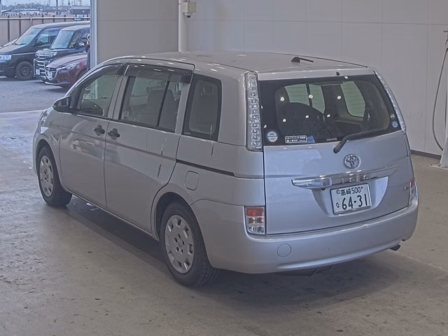 TOYOTA ISIS