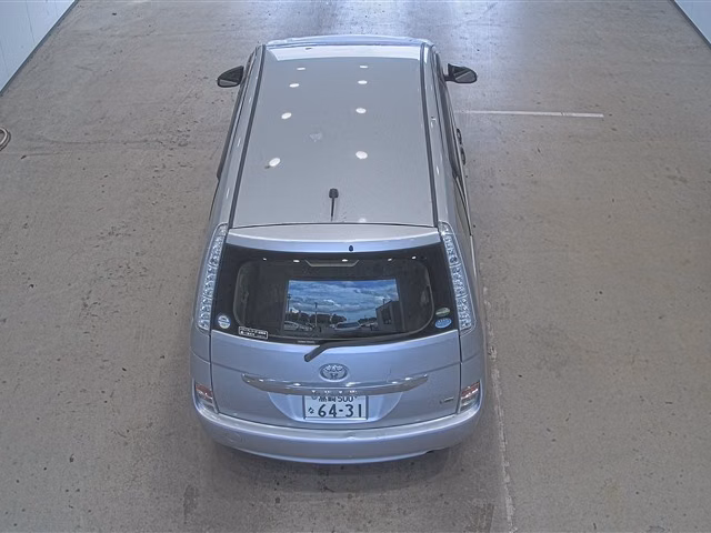TOYOTA ISIS