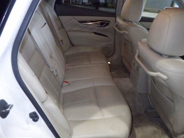 NISSAN FUGA