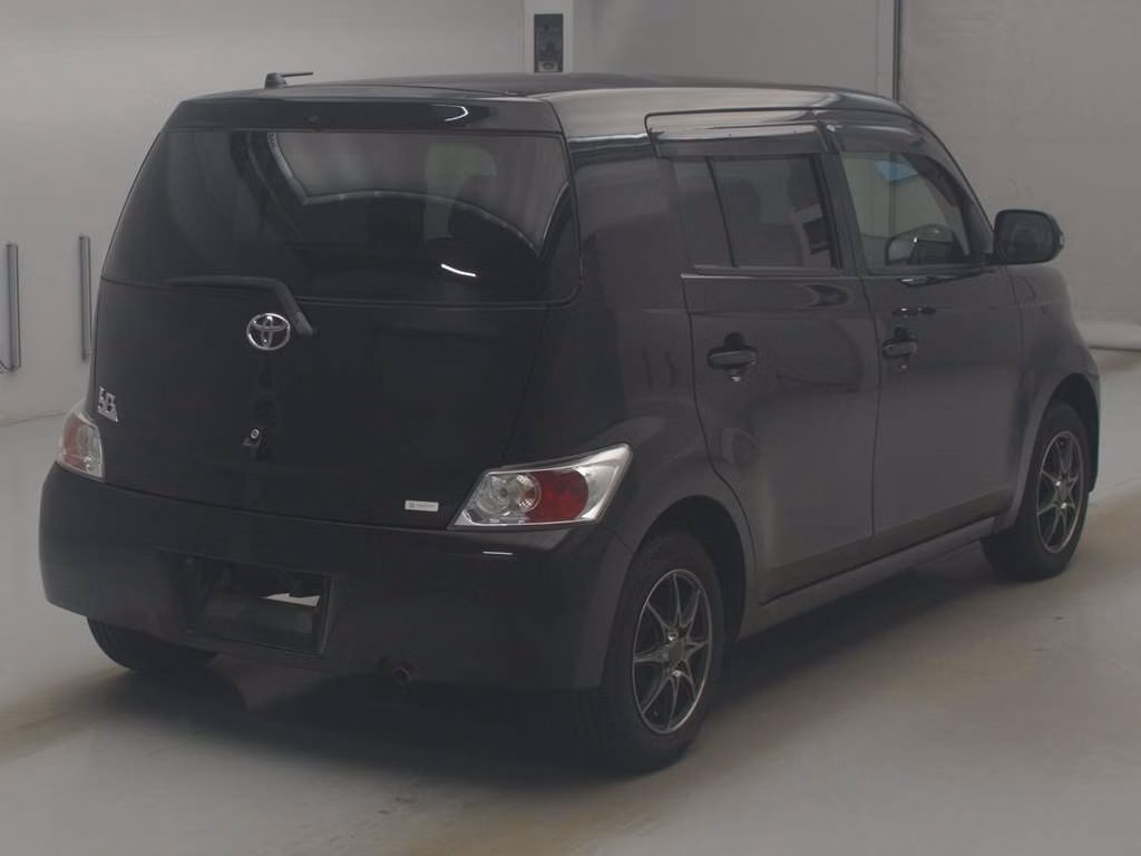 TOYOTA BB