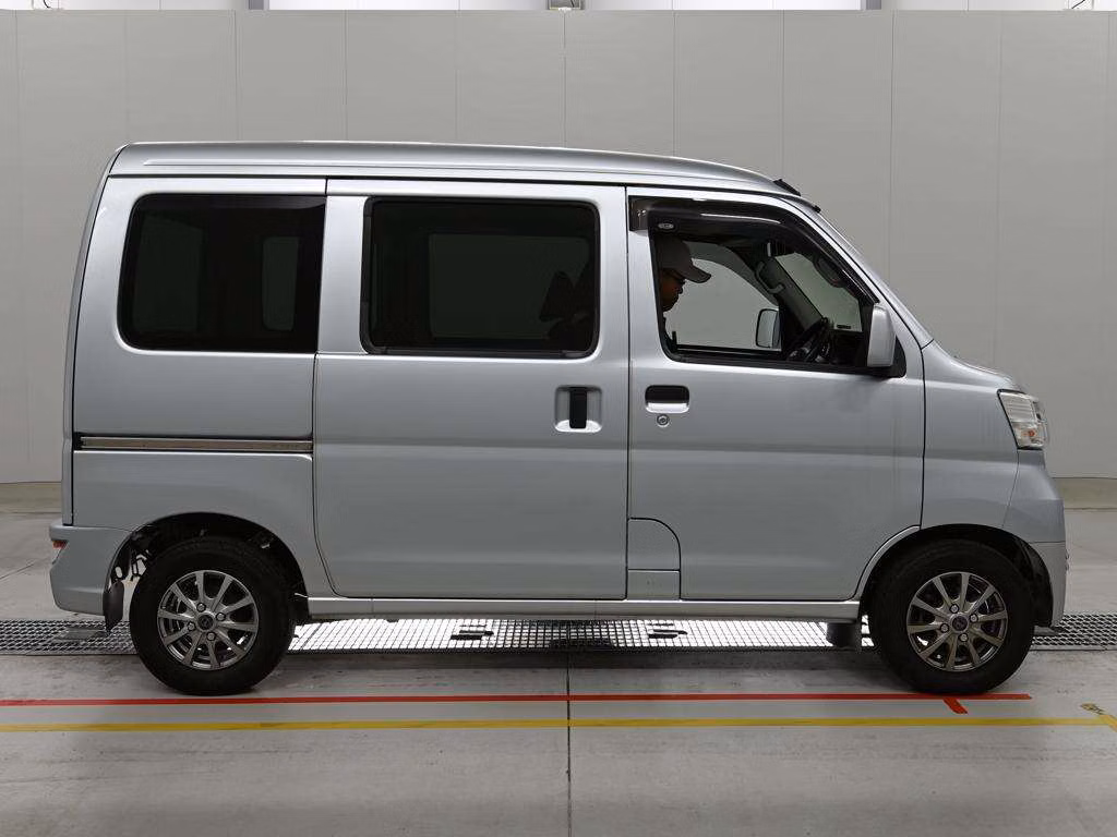 SUBARU SAMBAR