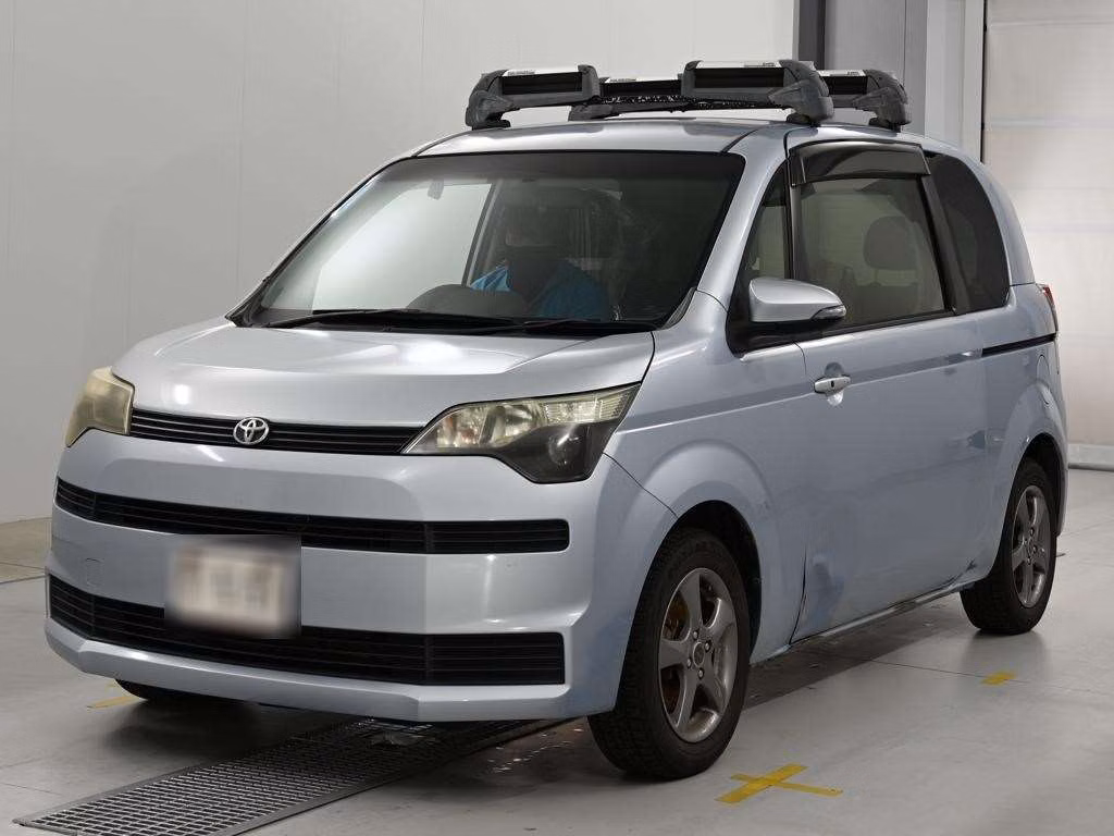 TOYOTA SPADE