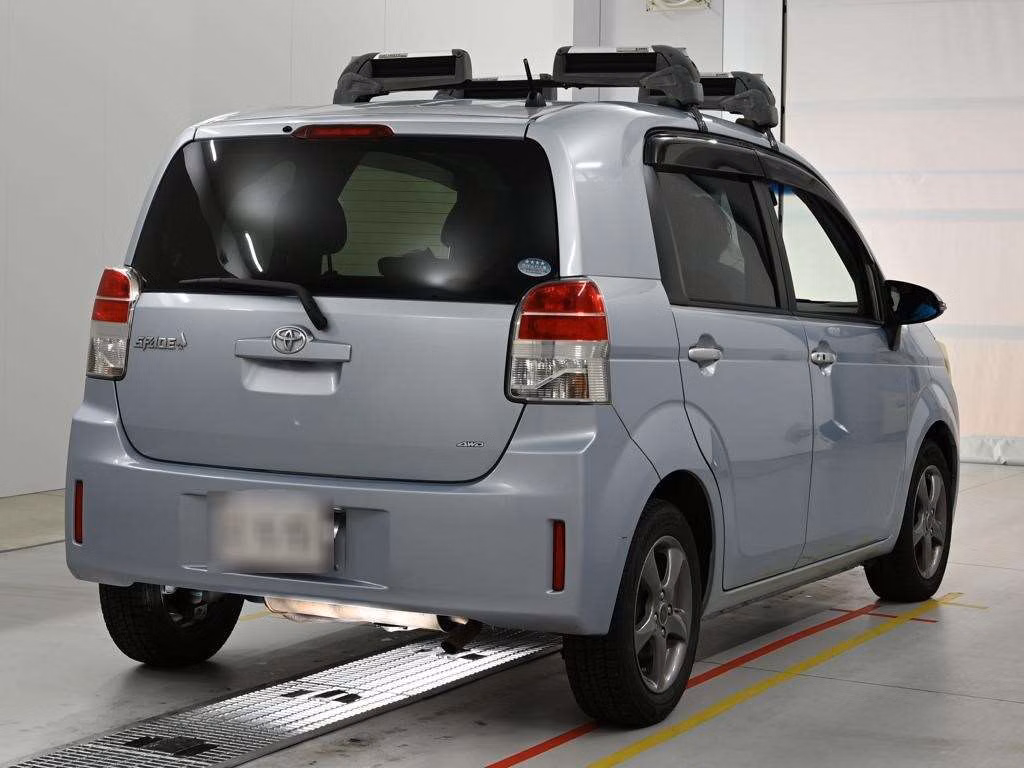TOYOTA SPADE
