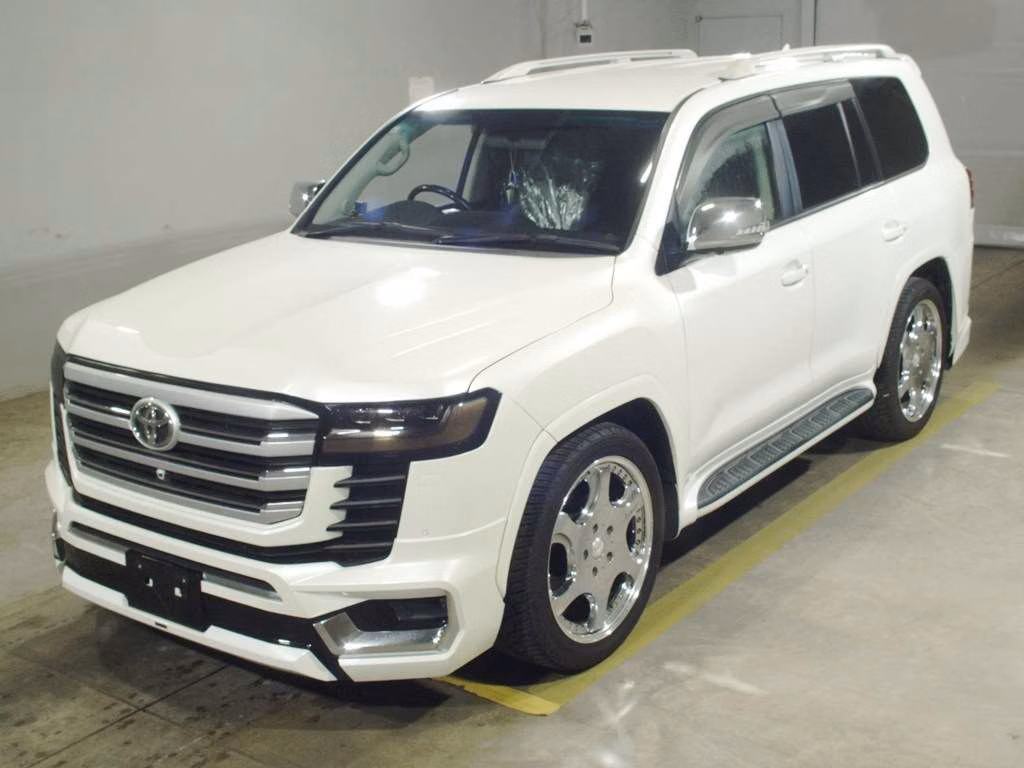 TOYOTA LAND CRUISER