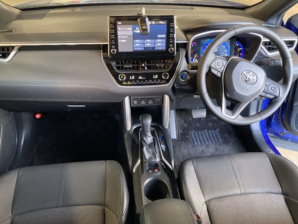 TOYOTA COROLLA CROSS