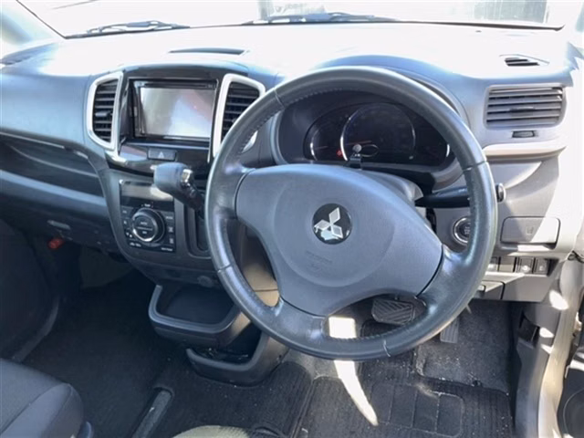 MITSUBISHI DELICA D:2