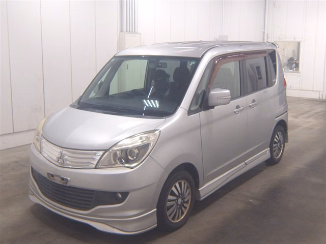 MITSUBISHI DELICA D:2