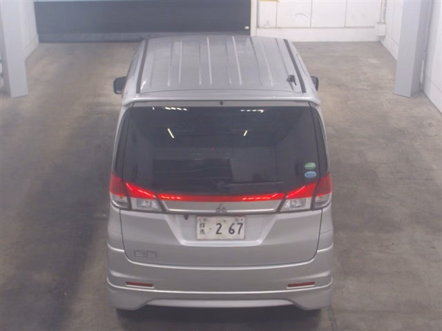 MITSUBISHI DELICA D:2
