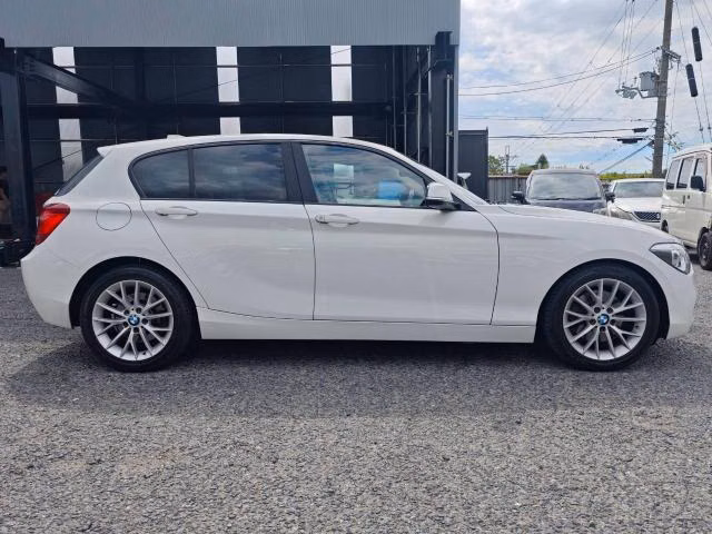 BMW 1-SERIES