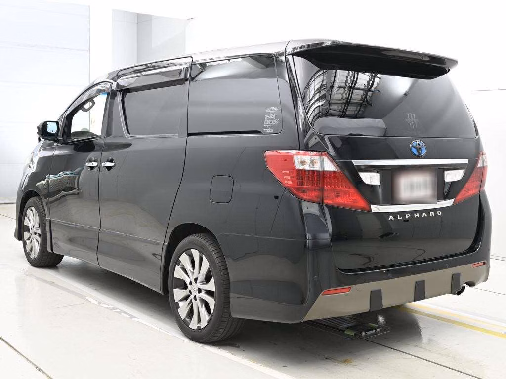 TOYOTA ALPHARD