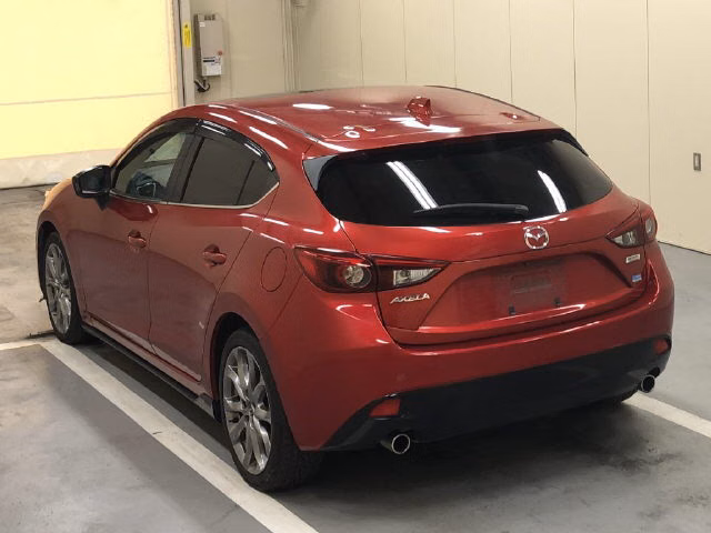 MAZDA AXELA