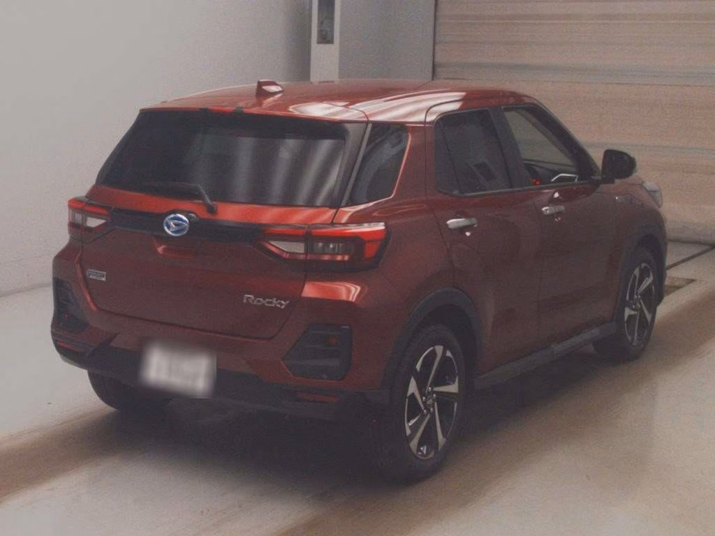 DAIHATSU ROCKY