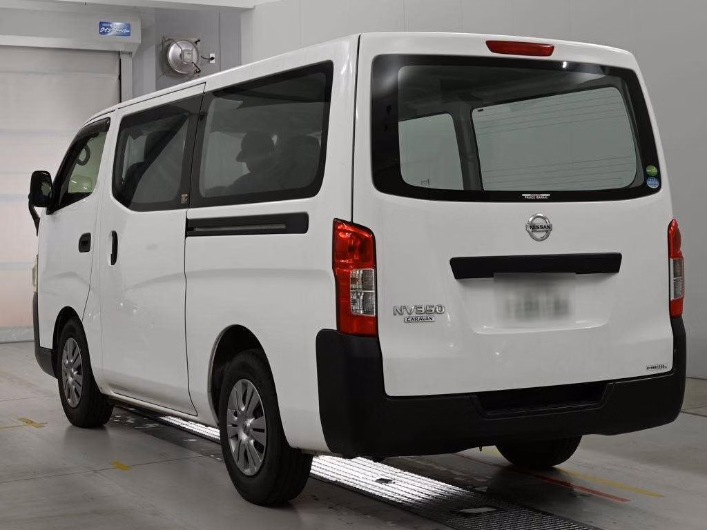 NISSAN NV350 CARAVAN