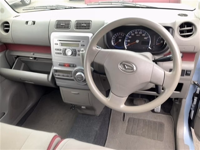 DAIHATSU MOVE CONTE