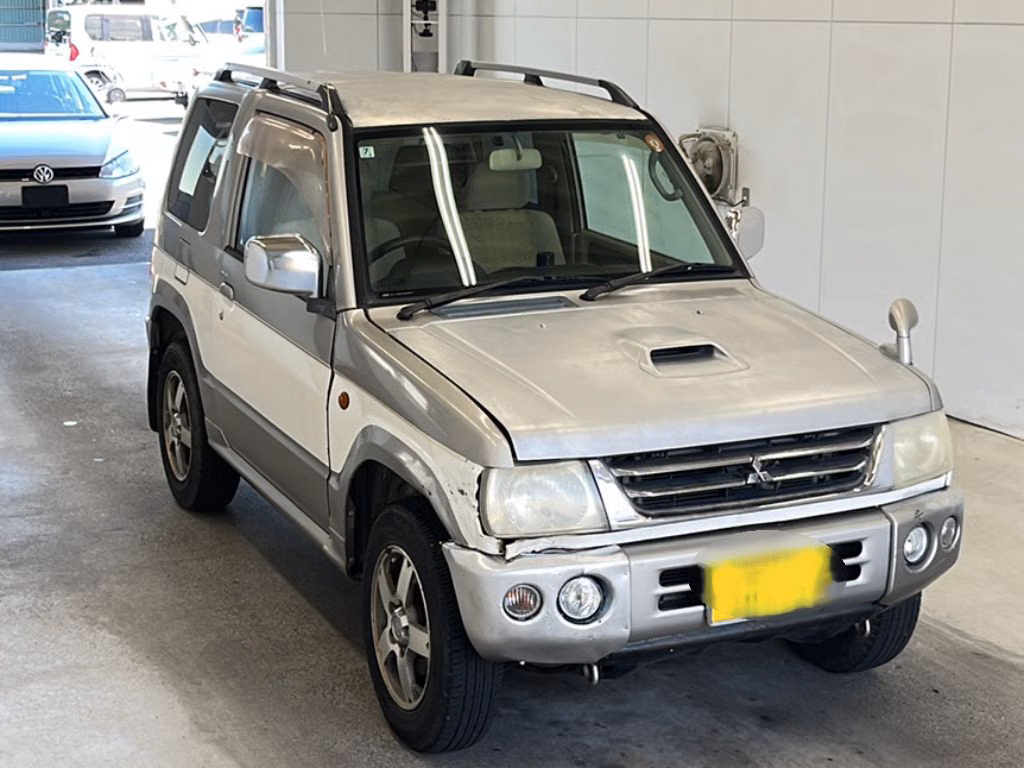 MITSUBISHI PAJERO MINI