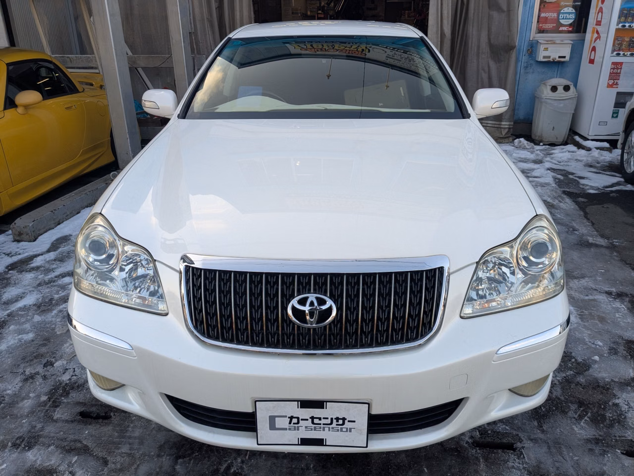 TOYOTA CROWN MAJESTA