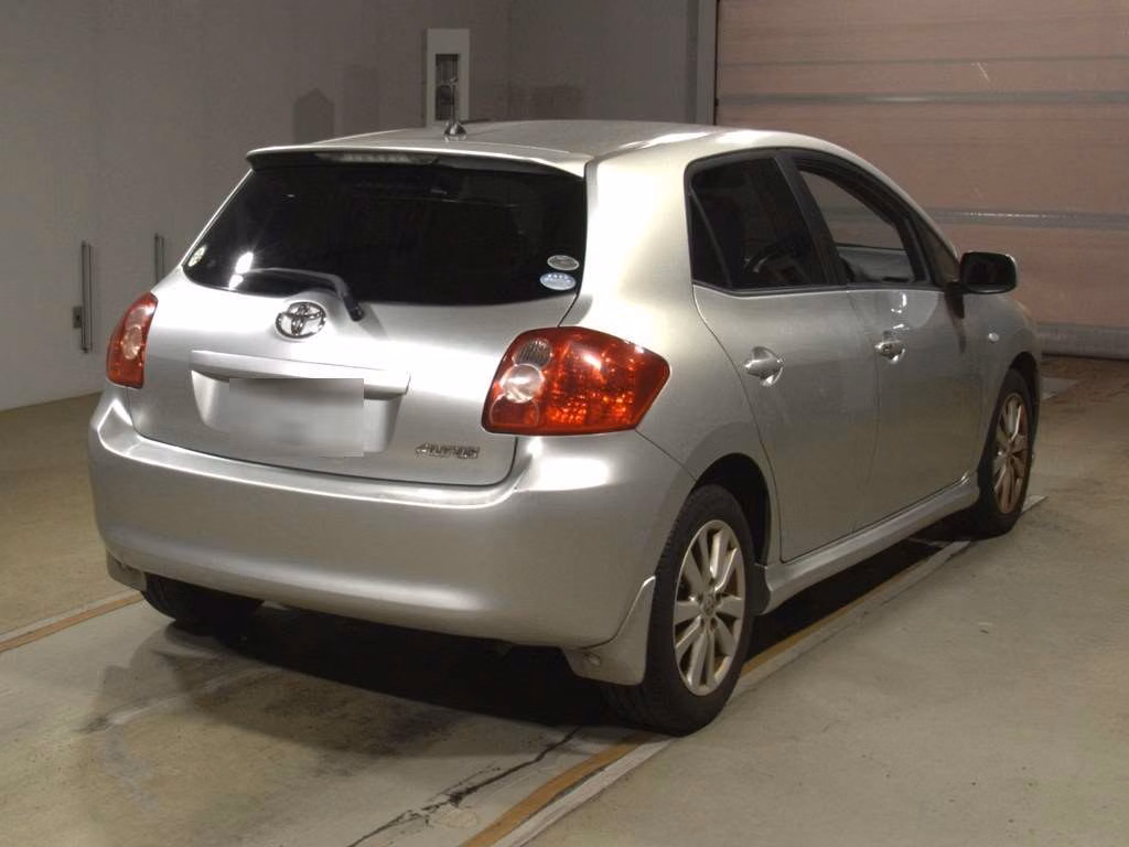 TOYOTA AURIS