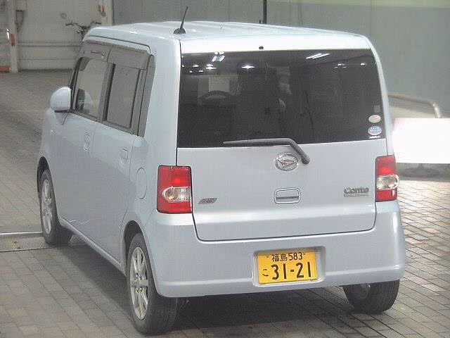 DAIHATSU MOVE CONTE