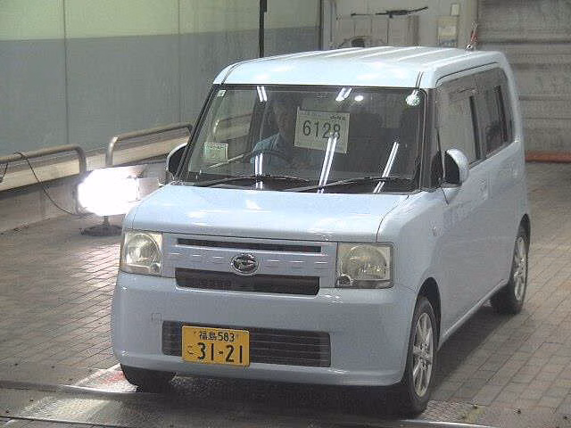 DAIHATSU MOVE CONTE