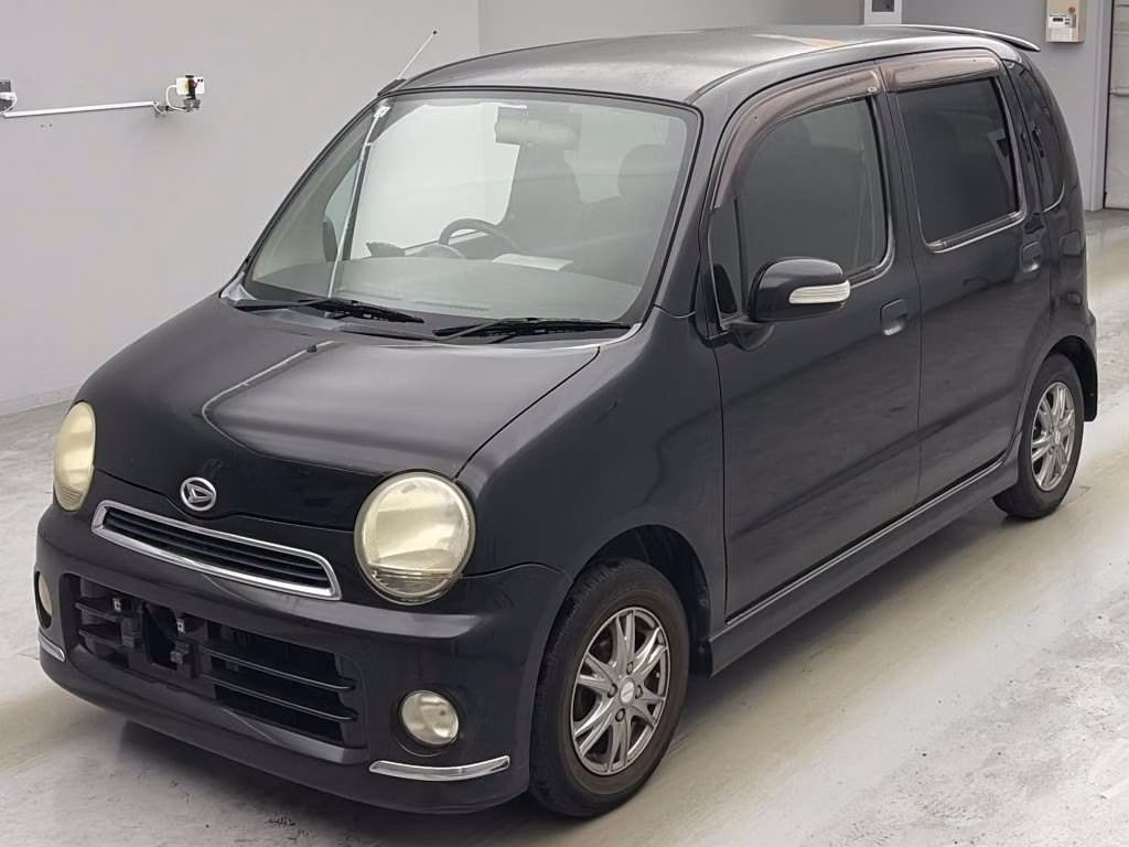 DAIHATSU MOVE LATTE