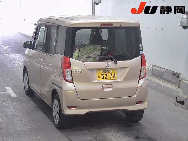 MITSUBISHI EK SPACE
