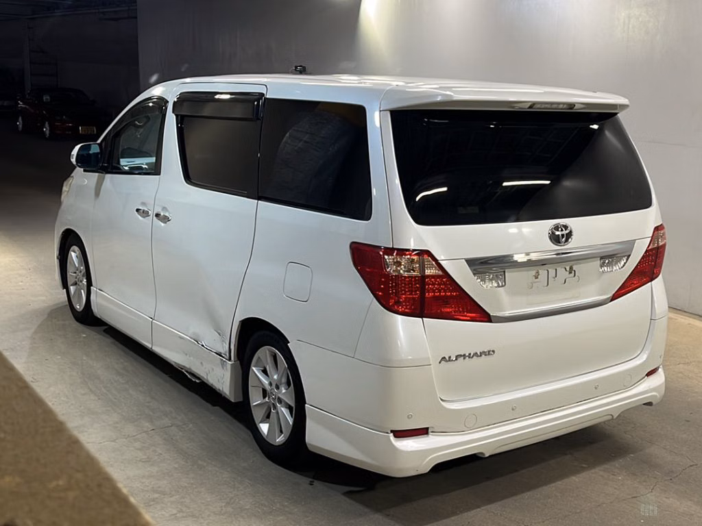 TOYOTA ALPHARD