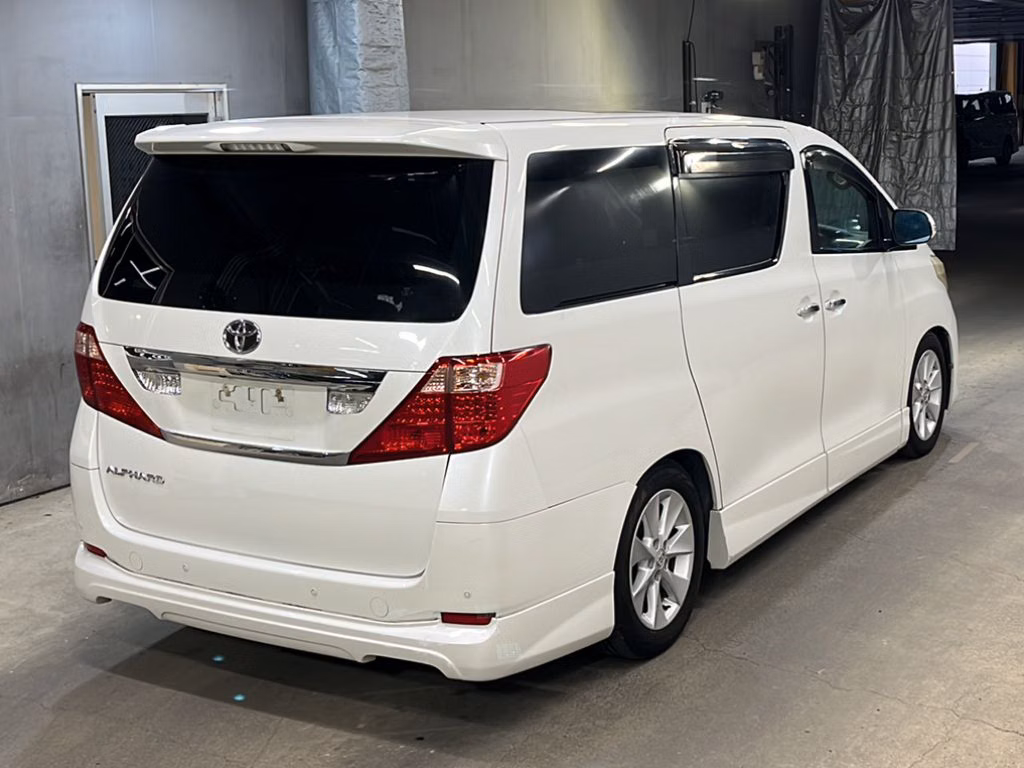 TOYOTA ALPHARD