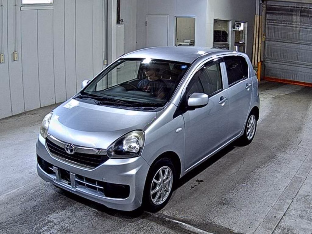 TOYOTA PIXIS EPOCH