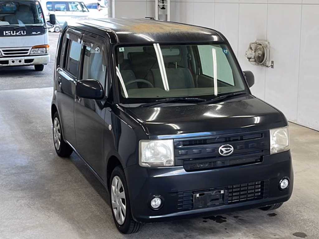 DAIHATSU MOVE CONTE
