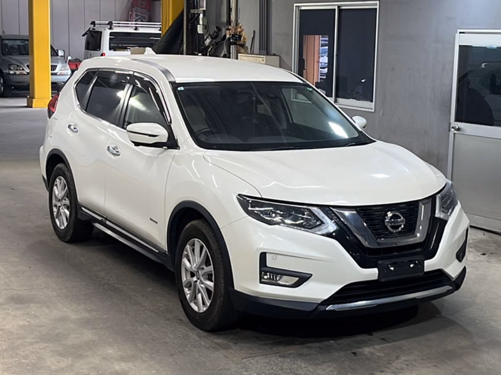 NISSAN X-TRAIL