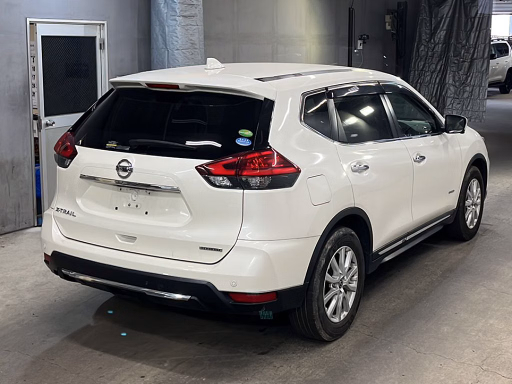 NISSAN X-TRAIL