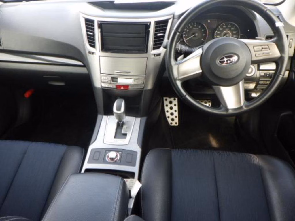 SUBARU LEGACY B4