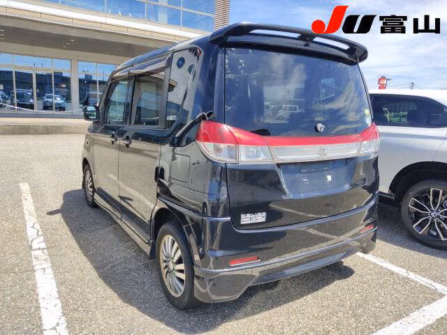 MITSUBISHI DELICA D:2