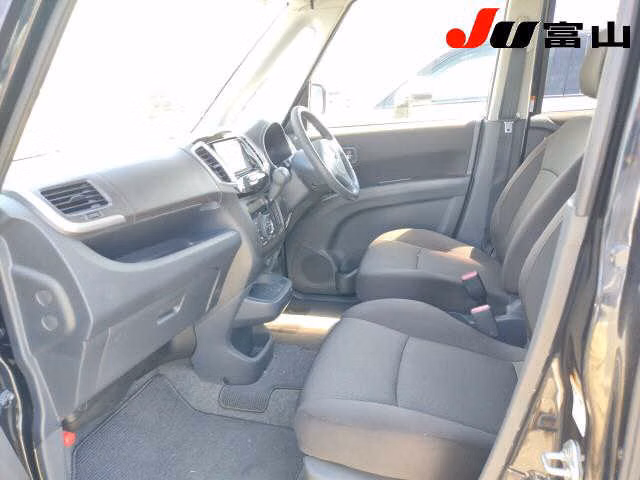 MITSUBISHI DELICA D:2