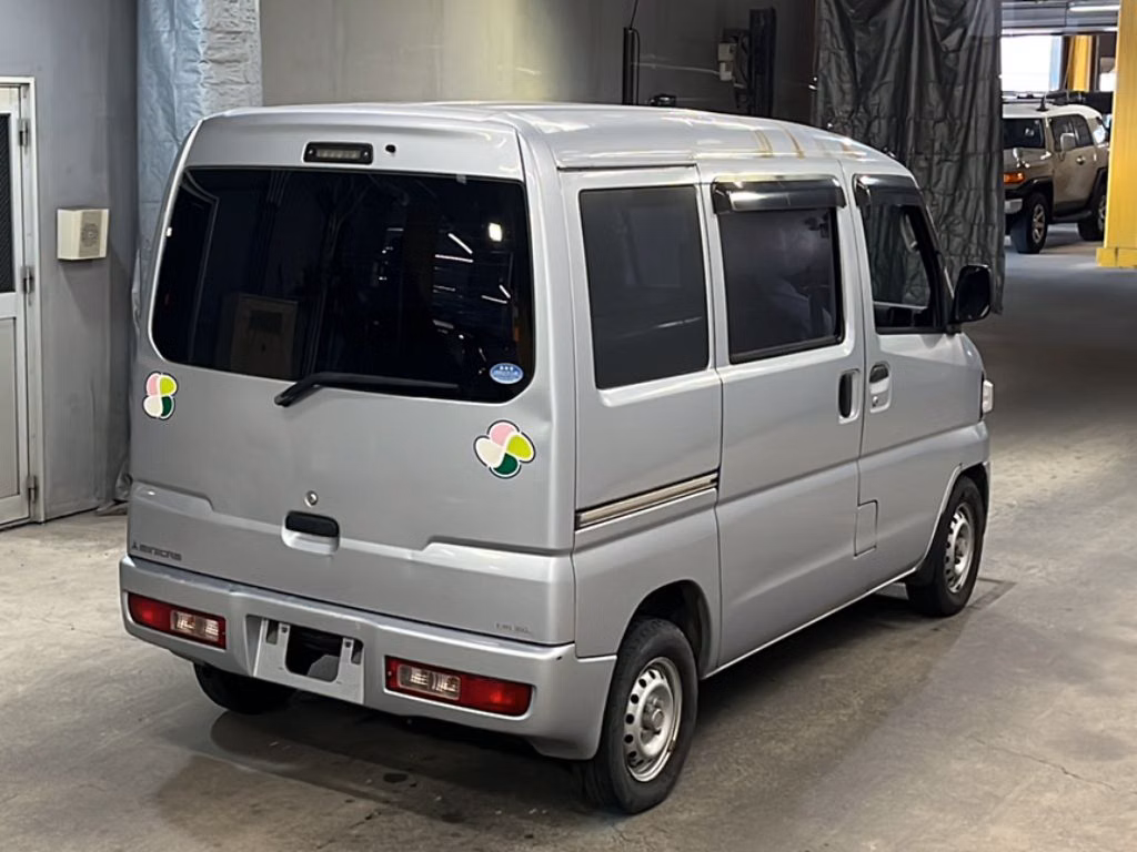MITSUBISHI MINICAB