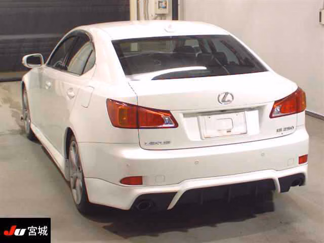 LEXUS IS250