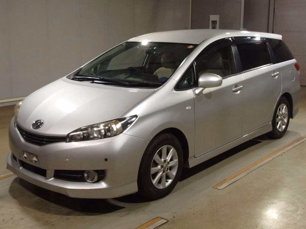 TOYOTA WISH