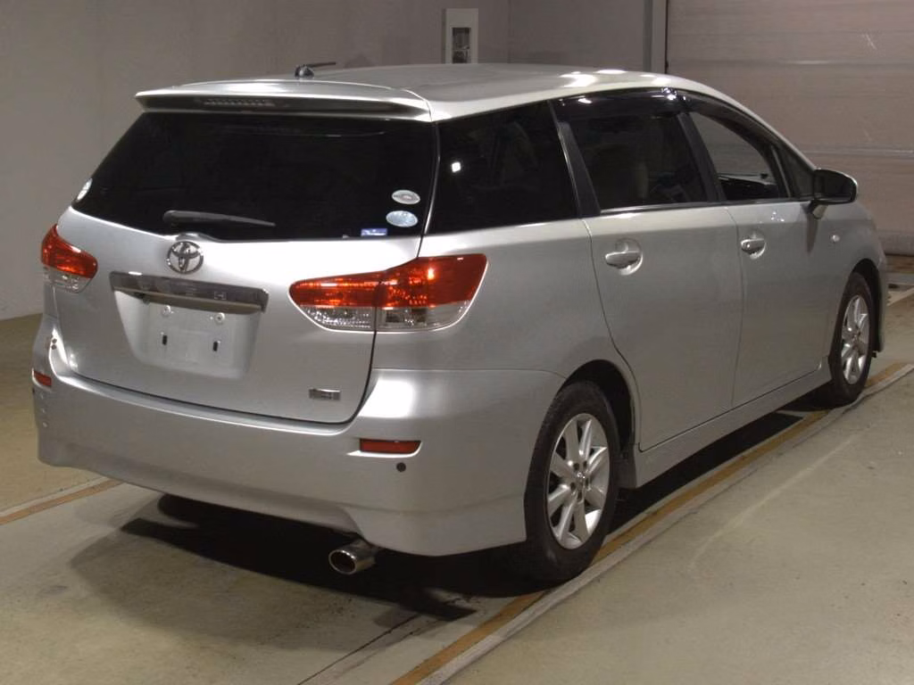 TOYOTA WISH