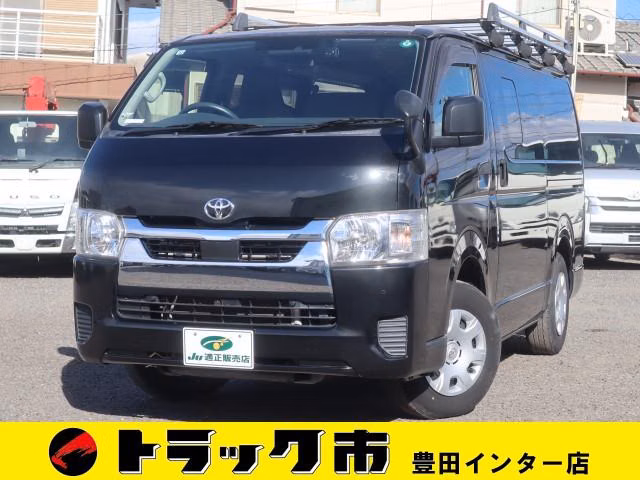 TOYOTA REGIUS ACE